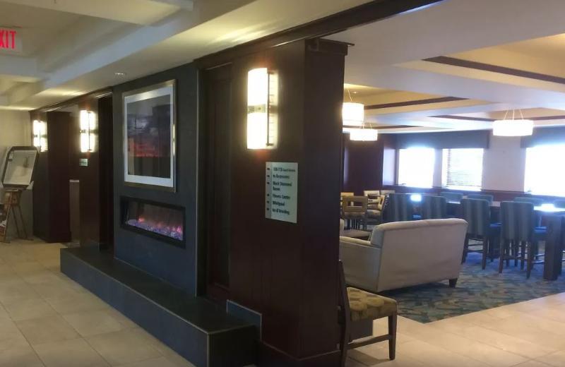 Holiday Inn Express Hotel & Suites Sherwood Park-Edmonton Area By Ihg Exterior photo