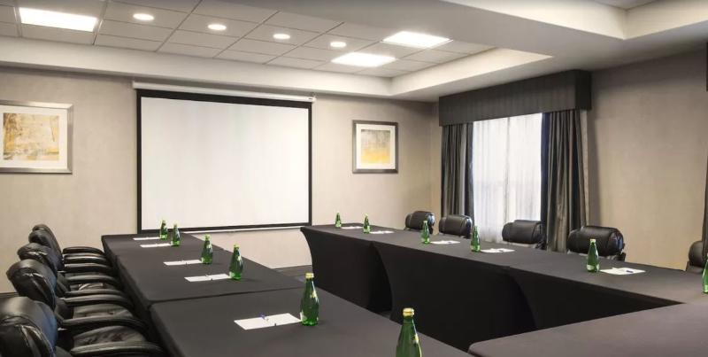 Holiday Inn Express Hotel & Suites Sherwood Park-Edmonton Area By Ihg Exterior photo