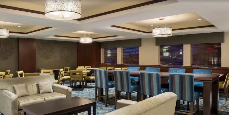 Holiday Inn Express Hotel & Suites Sherwood Park-Edmonton Area By Ihg Exterior photo